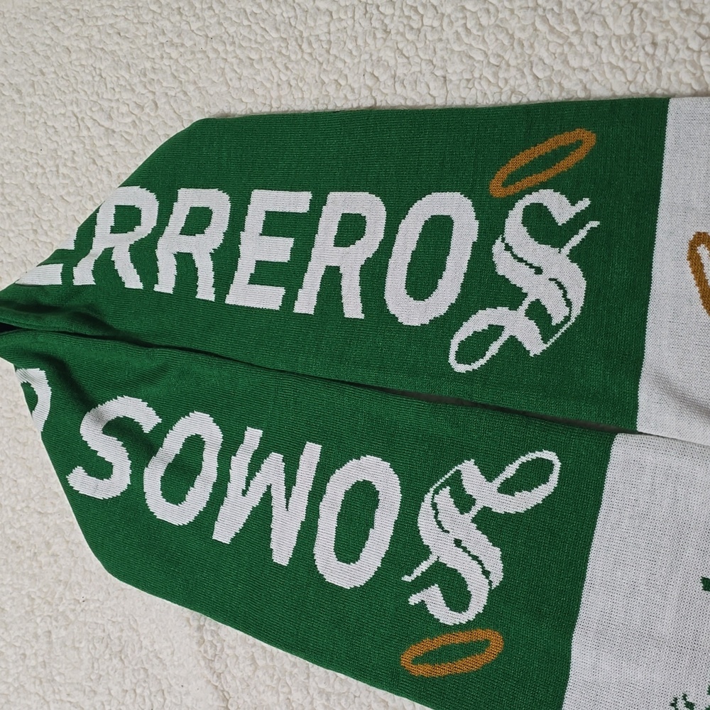 Club Santos Laguna Green and White Scarf - Picture 3 of 4